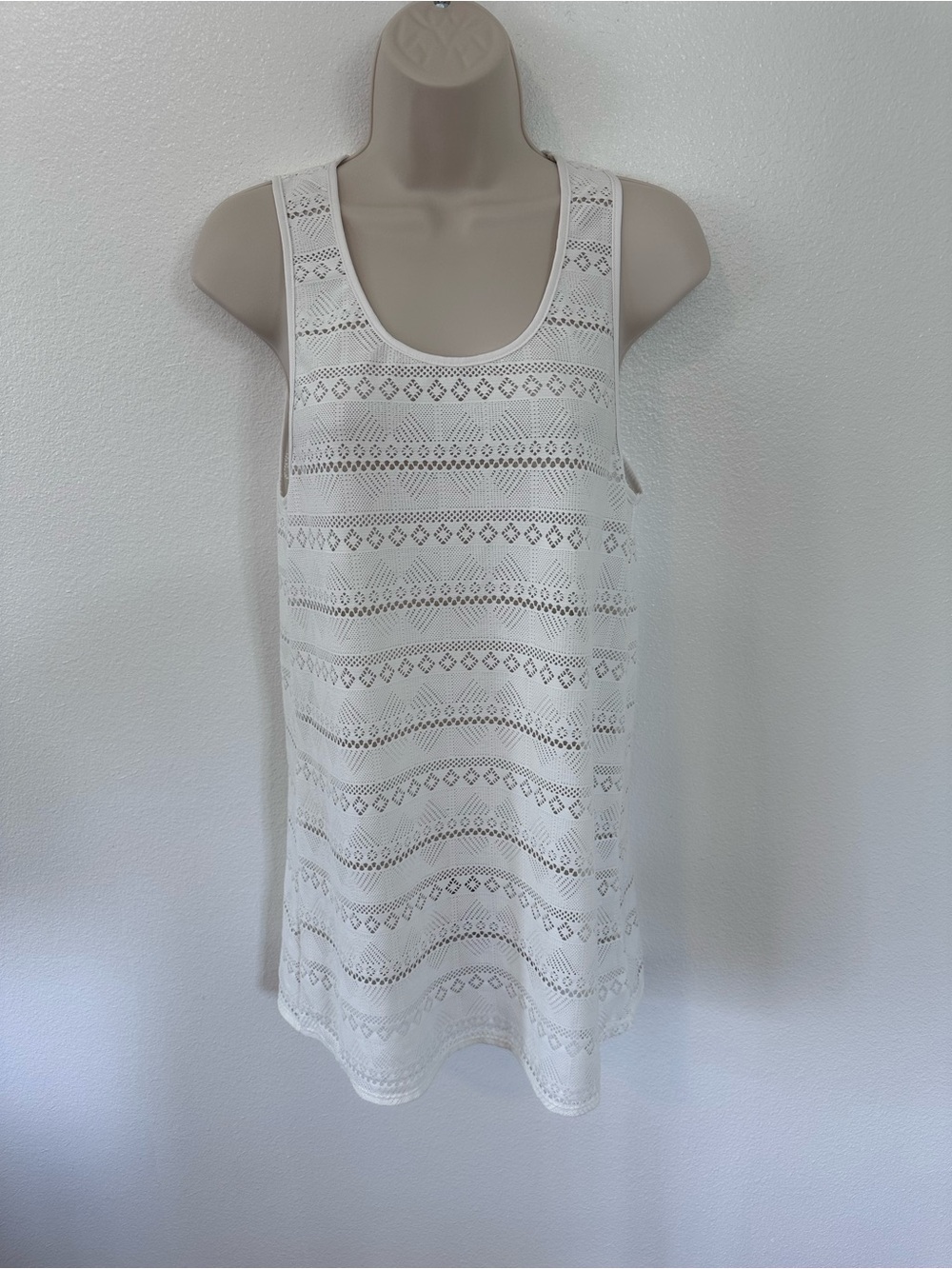 Roxy White Crochet Tank with Branded Metal Tag